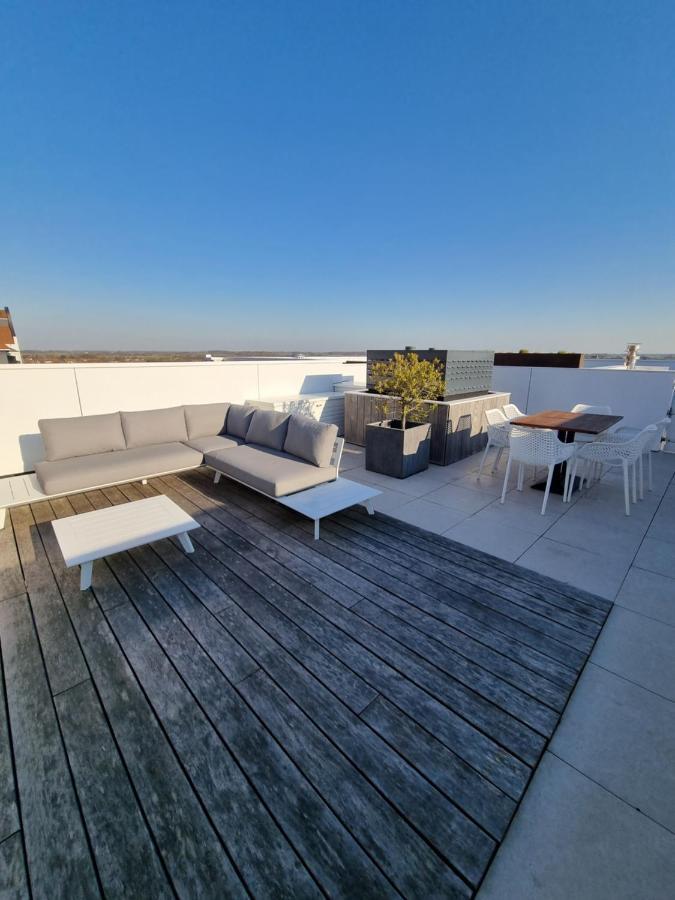 Penthouse Windkracht 10 Aan Het Strand Van Cadzand Exterior photo