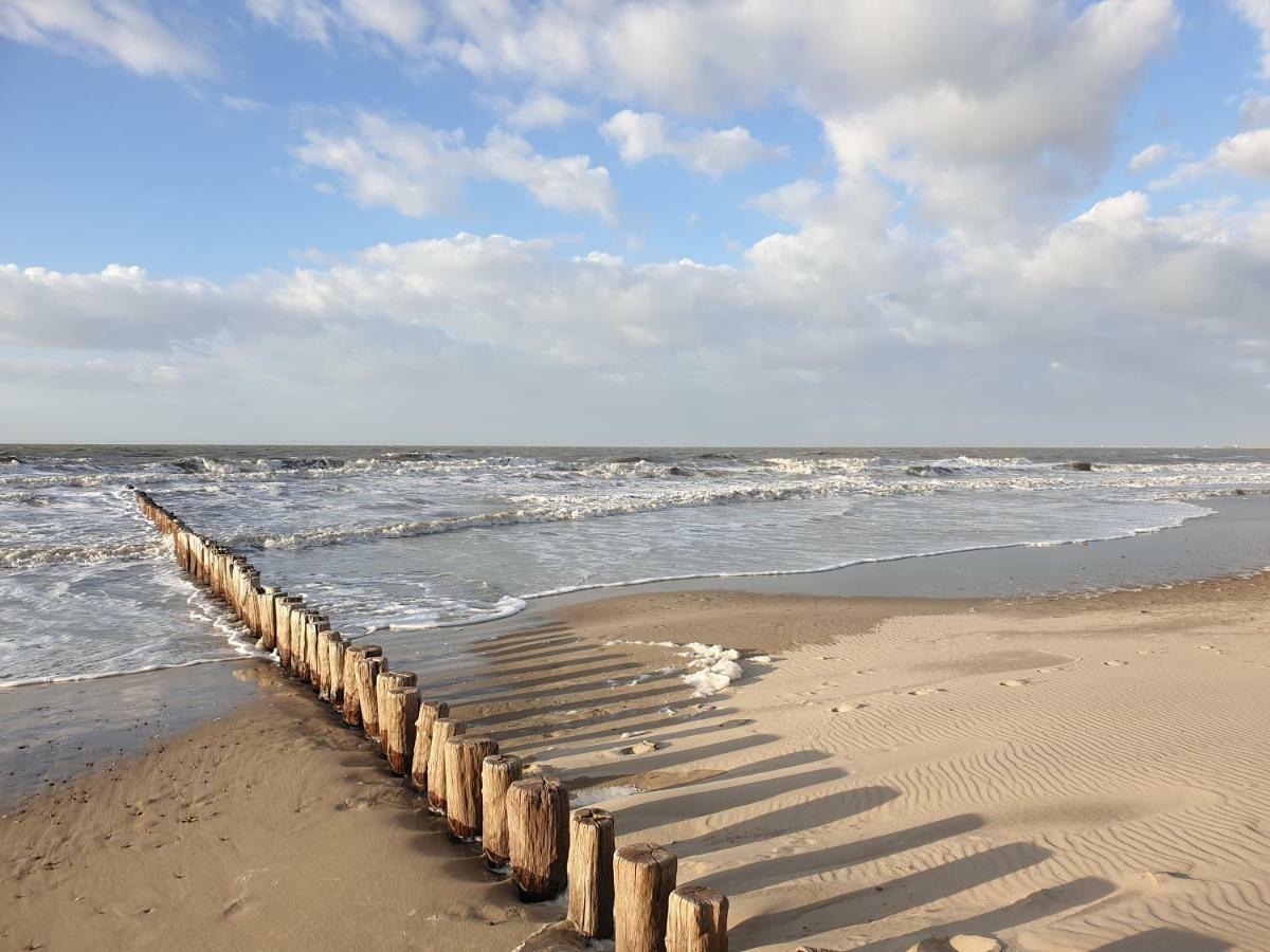 Penthouse Windkracht 10 Aan Het Strand Van Cadzand Exterior photo